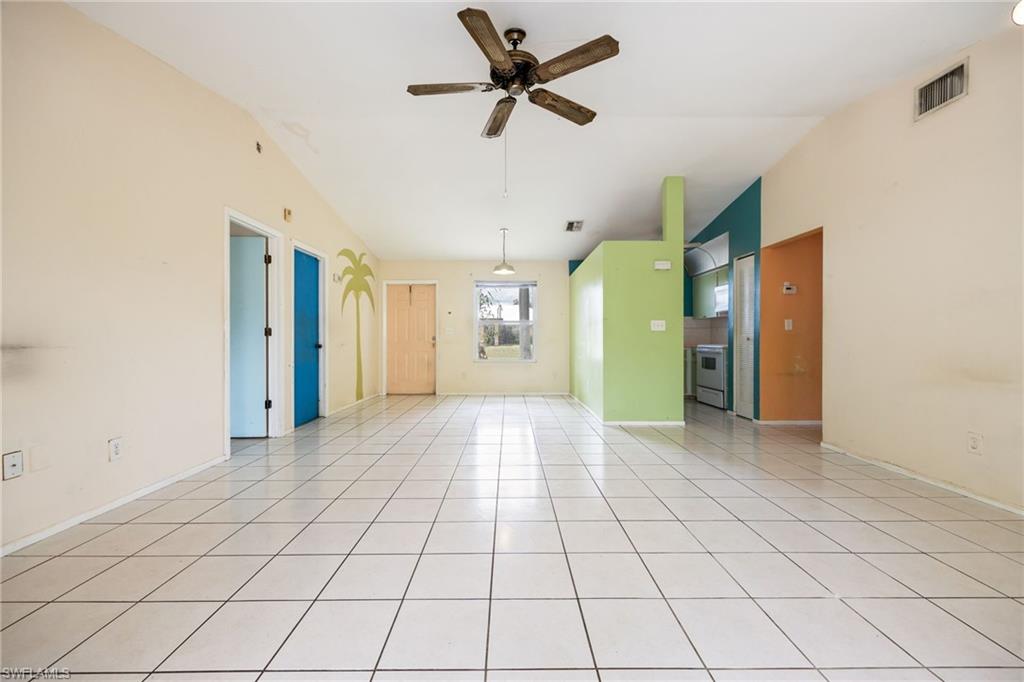 CAPE CORAL - Residential