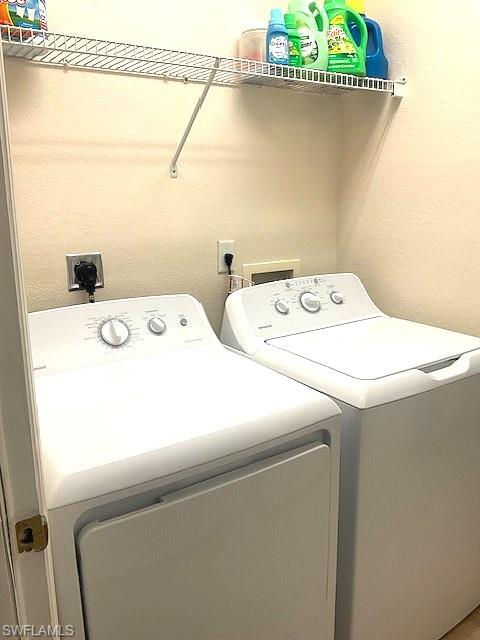 COLONNADE AT FORUM - Residential