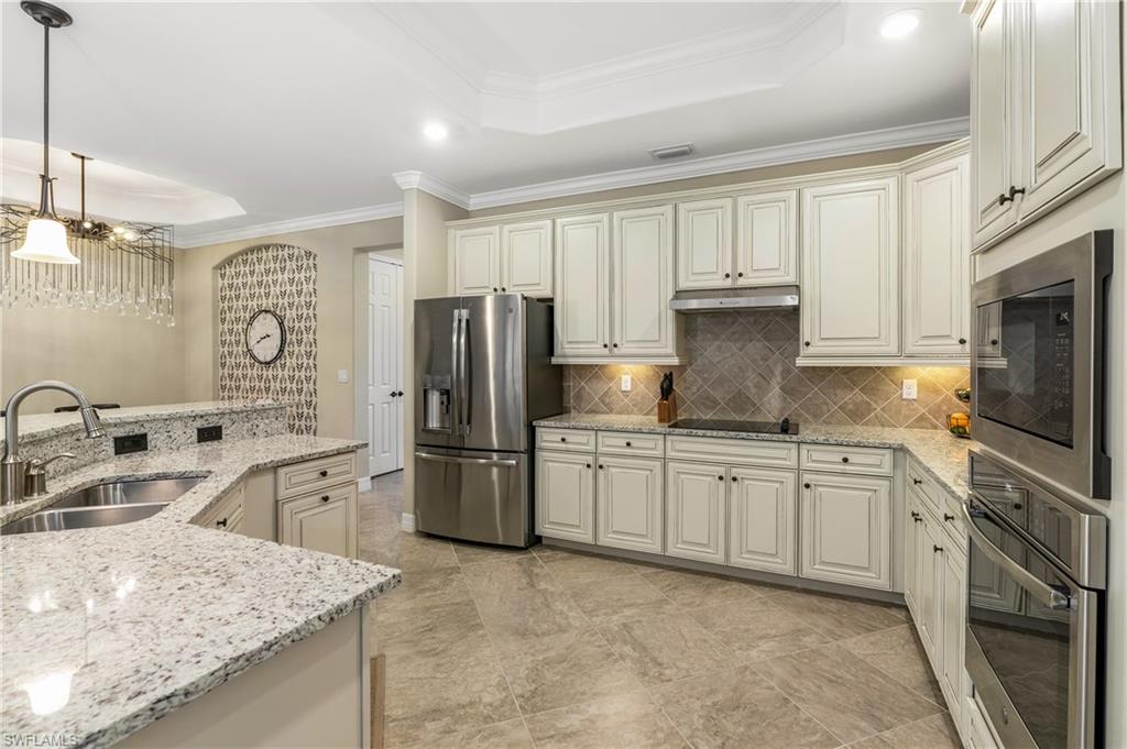 BONITA NATIONAL GOLF AND COUNTRY CLUB - Residential