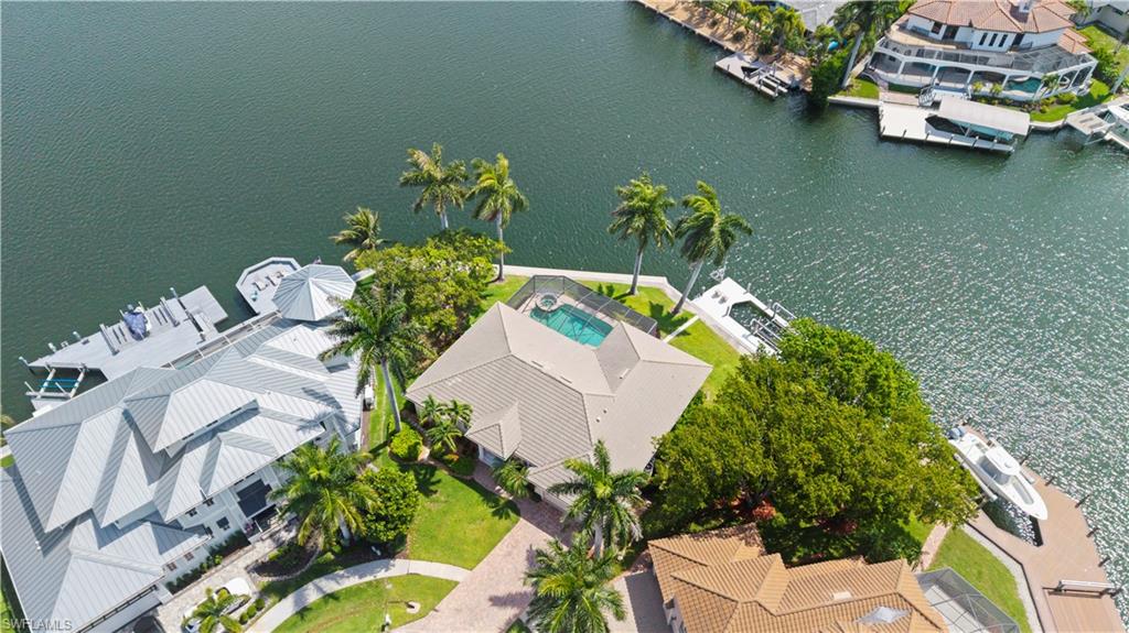 1688 Villa CT