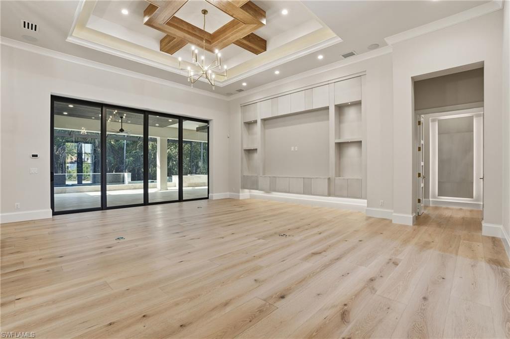 QUAIL WEST - Residential