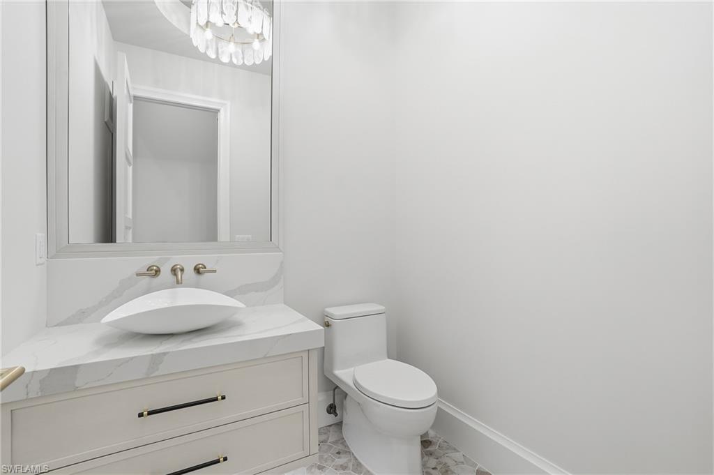 QUAIL WEST - Residential