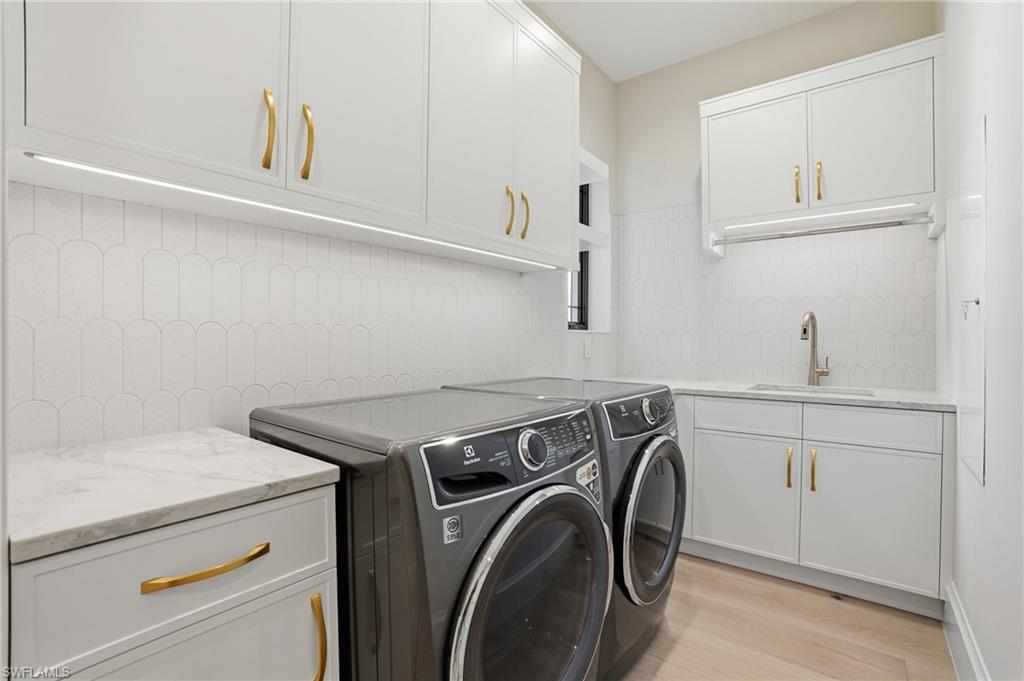 QUAIL WEST - Residential