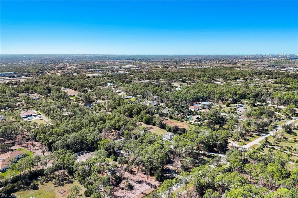 LIVINGSTON WOODS - Residential