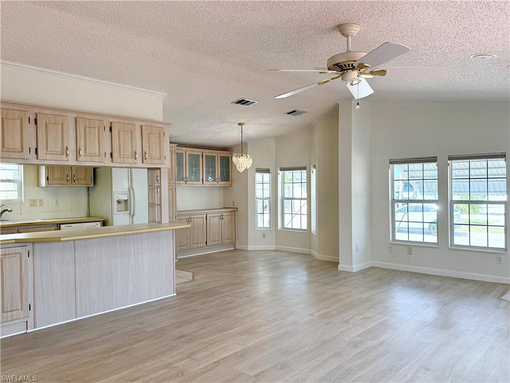 IMPERIAL WILDERNESS - Residential