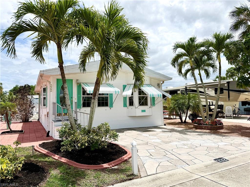 IMPERIAL WILDERNESS - Residential