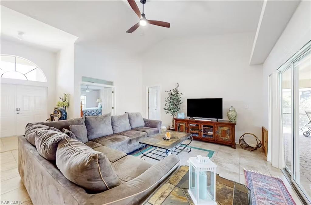 CAPE CORAL - Residential Lease