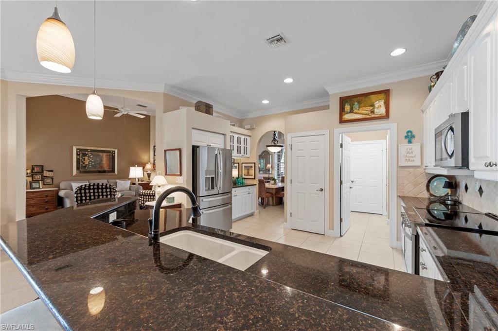 CYPRESS COVE - Residential