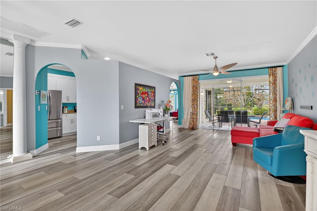 MEADOWBROOK - Residential