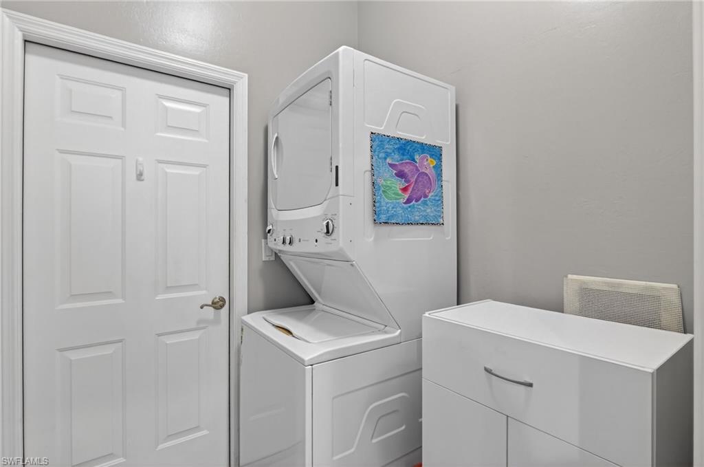 MEADOWBROOK - Residential