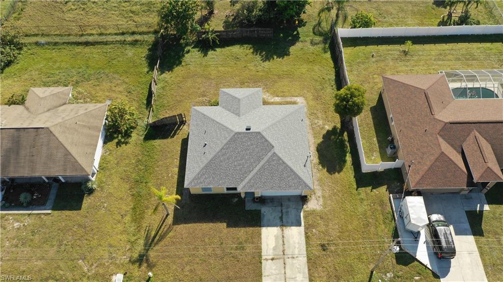 MIRROR LAKES - Residential