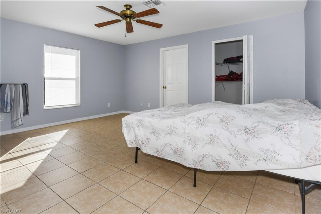 MIRROR LAKES - Residential