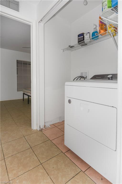 MIRROR LAKES - Residential