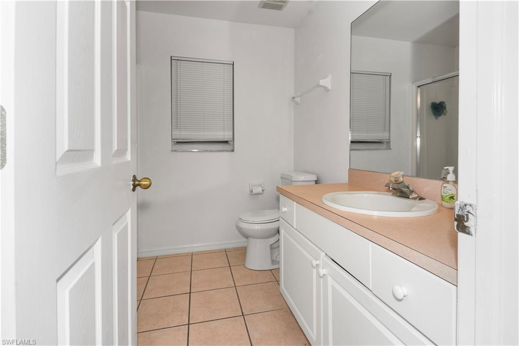 MIRROR LAKES - Residential