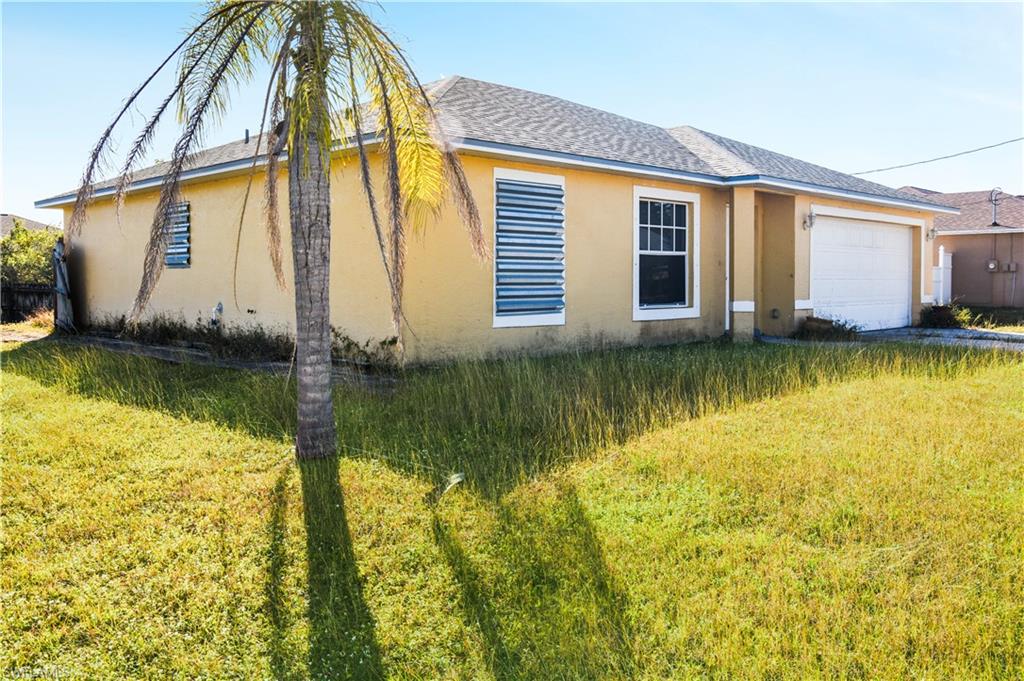 MIRROR LAKES - Residential