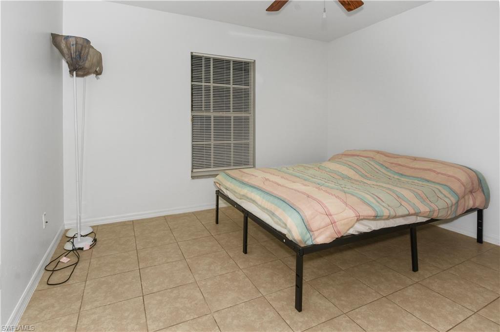 MIRROR LAKES - Residential