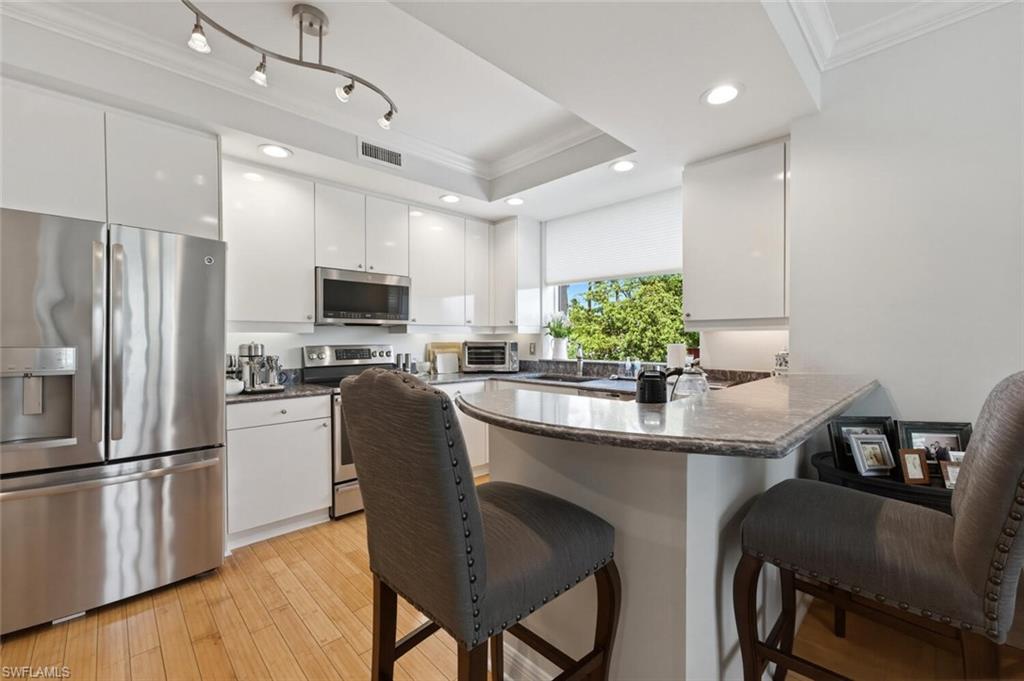 ARUBA AT COVE TOWERS - Residential