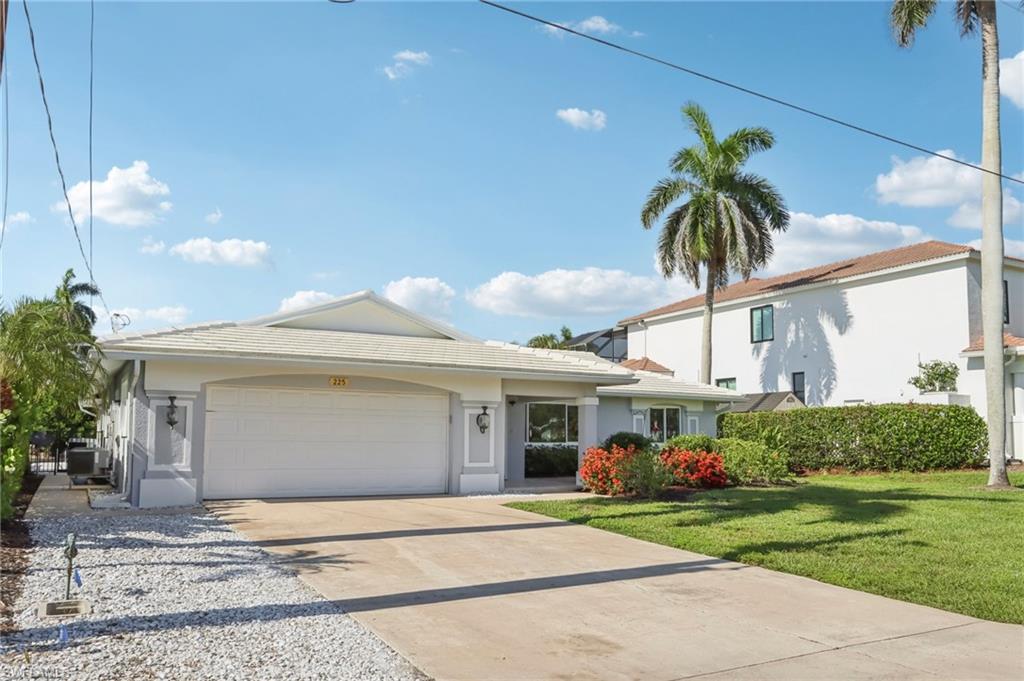 LITTLE HICKORY SHORES - Residential