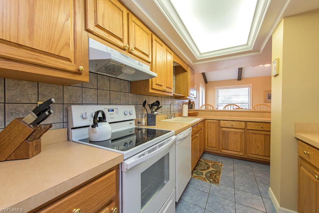 PARK VIEW CONDO - Residential