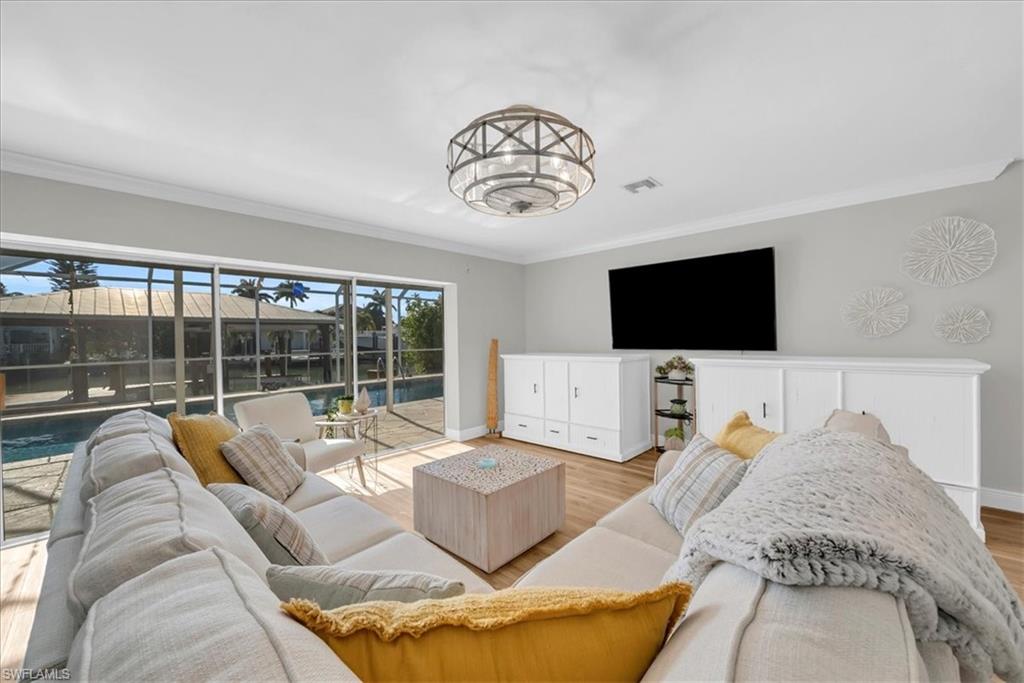 ISLES OF CAPRI - Residential