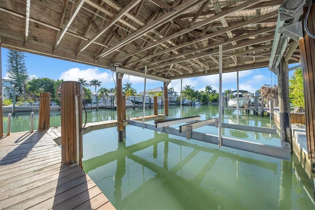 ISLES OF CAPRI - Residential