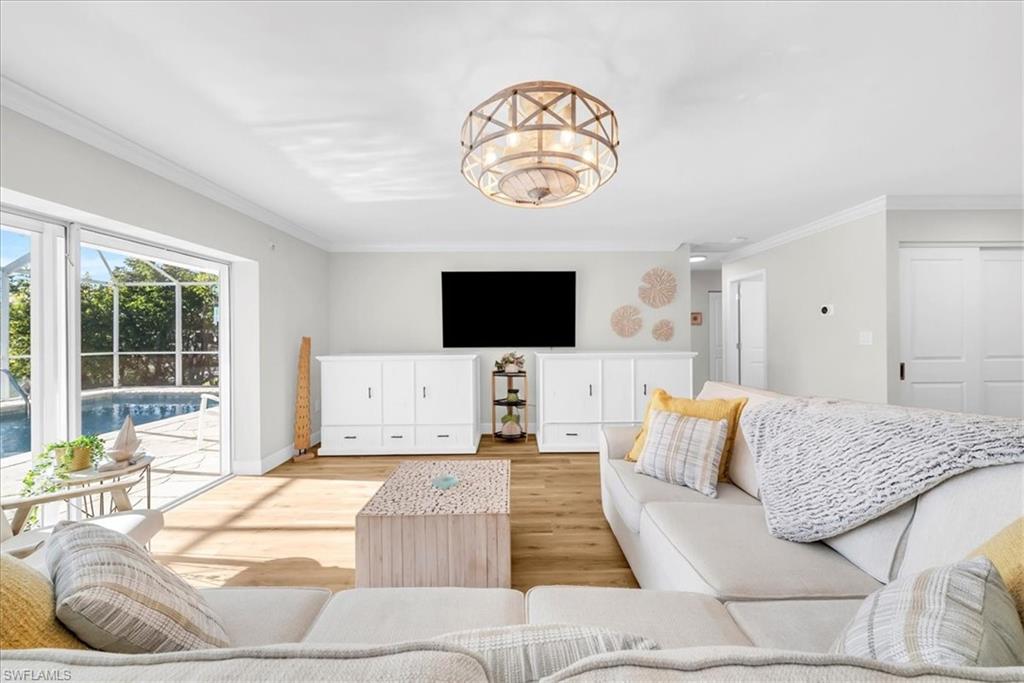 ISLES OF CAPRI - Residential