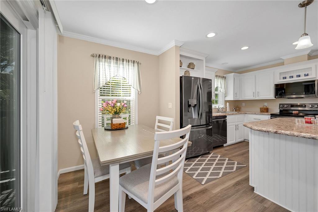 SILVER LAKES - Residential