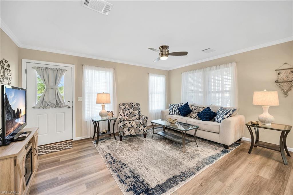 SILVER LAKES - Residential