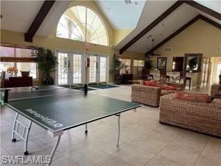 VENETIAN PALMS - Residential