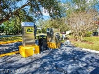 VENETIAN PALMS - Residential