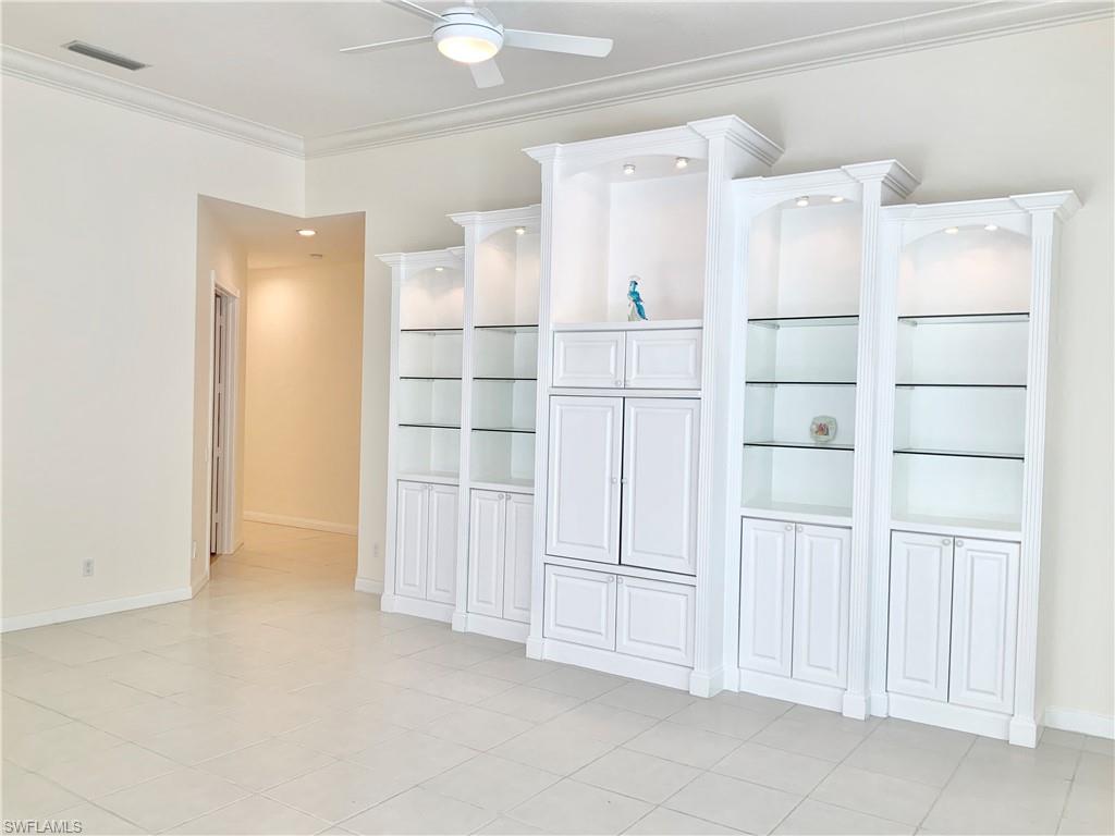 ISLAND WALK - Residential