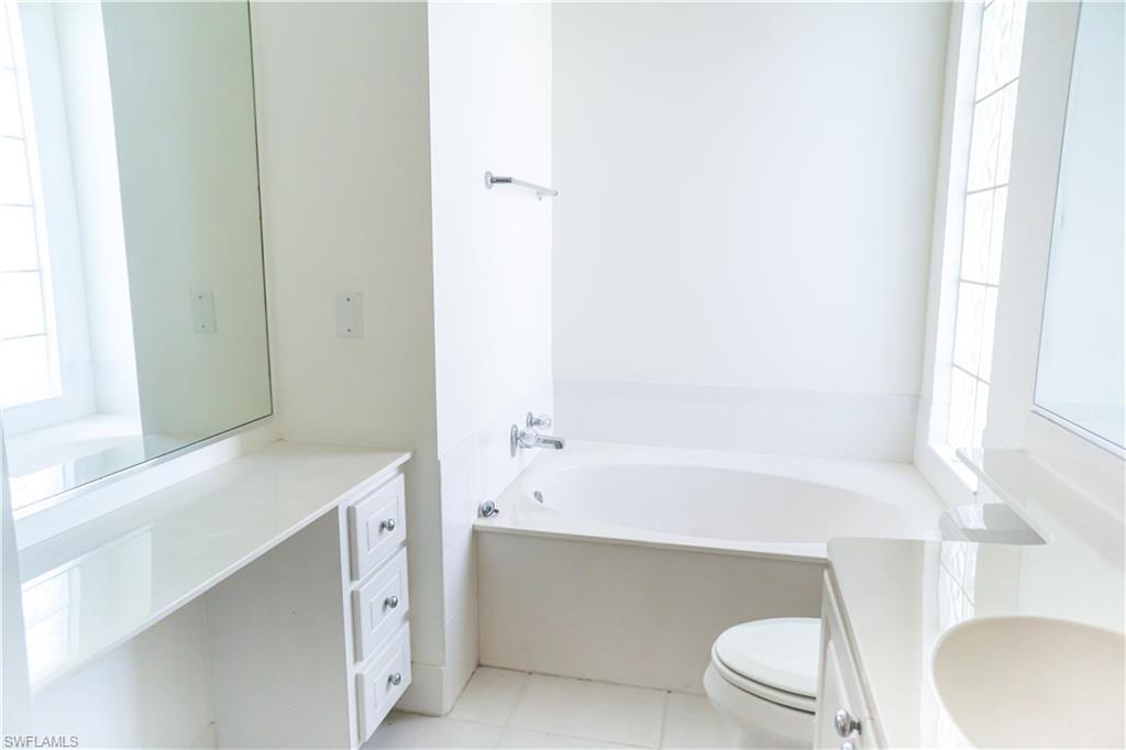 ISLAND WALK - Residential