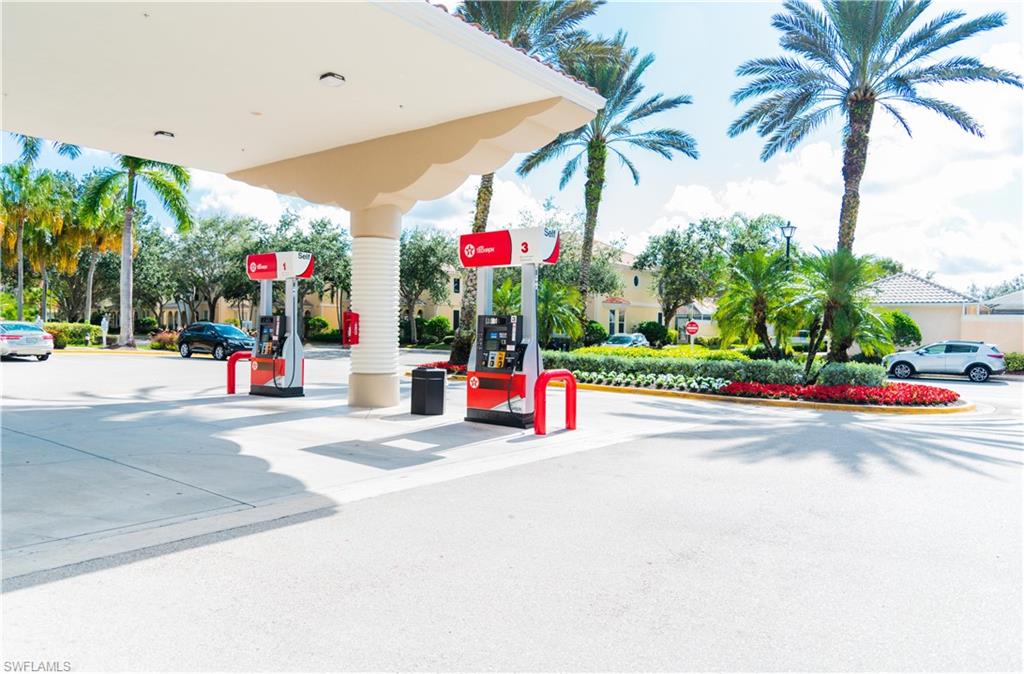 ISLAND WALK - Residential