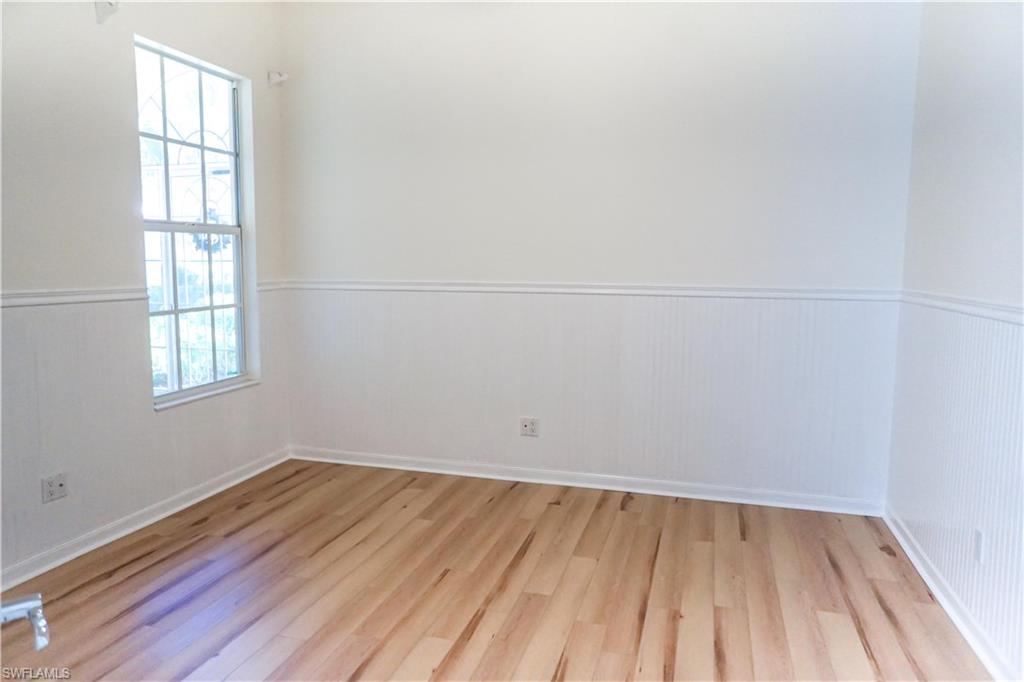 ISLAND WALK - Residential