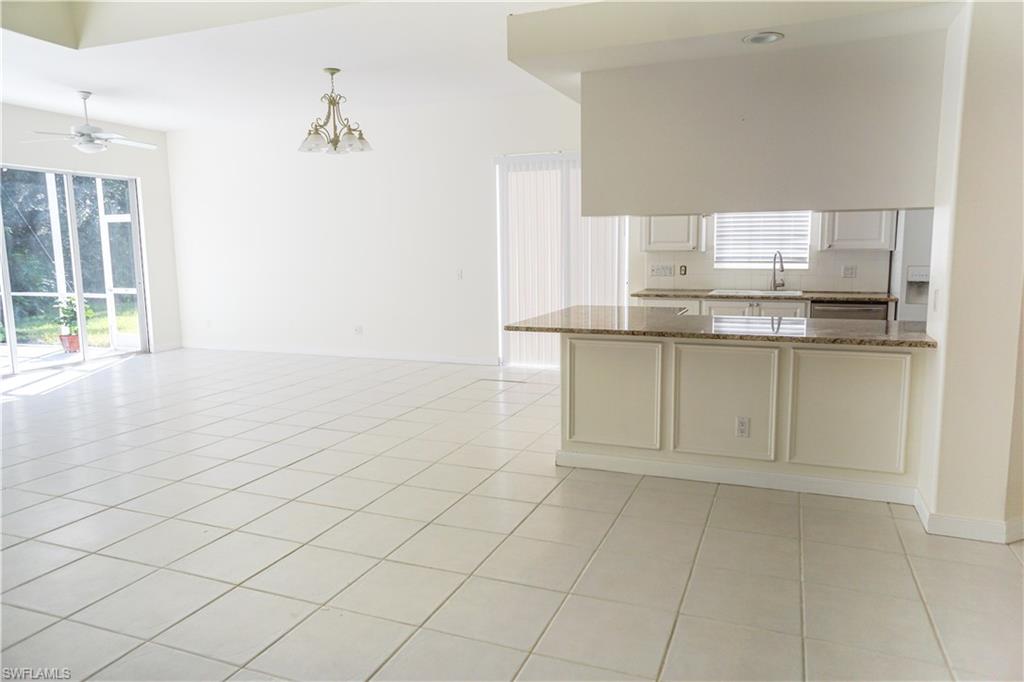 ISLAND WALK - Residential