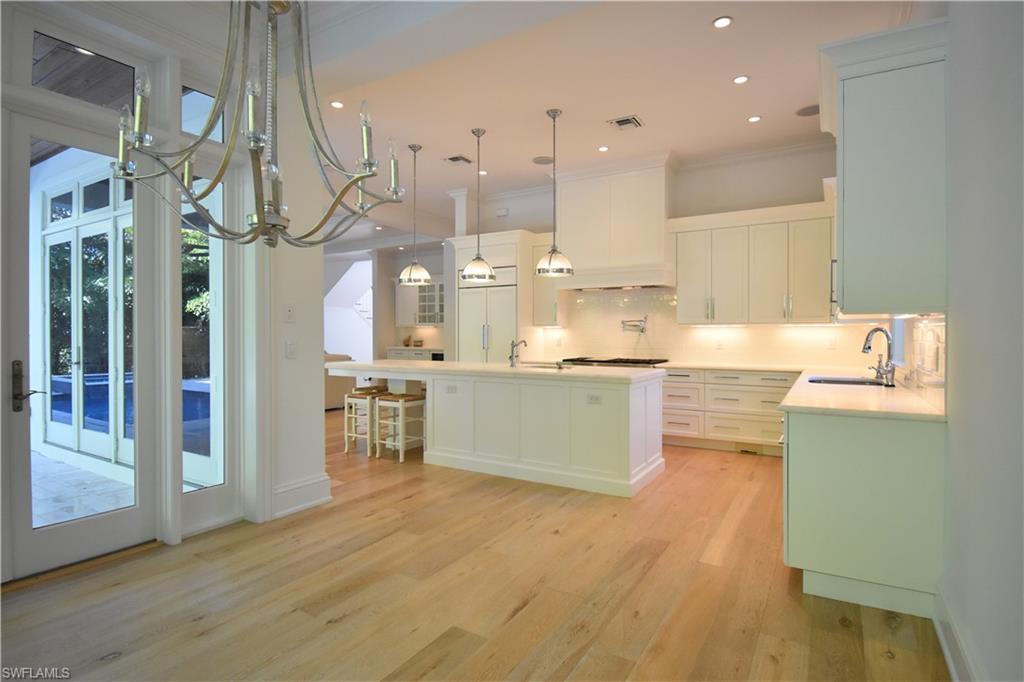 OLDE NAPLES - Residential