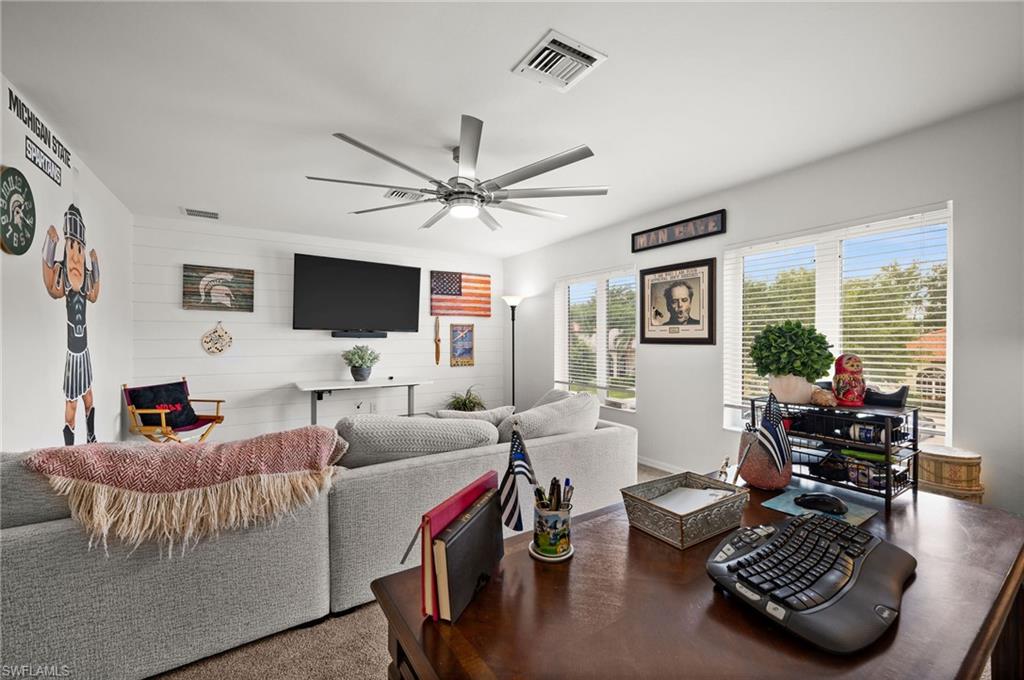 LAUREL LAKES - Residential