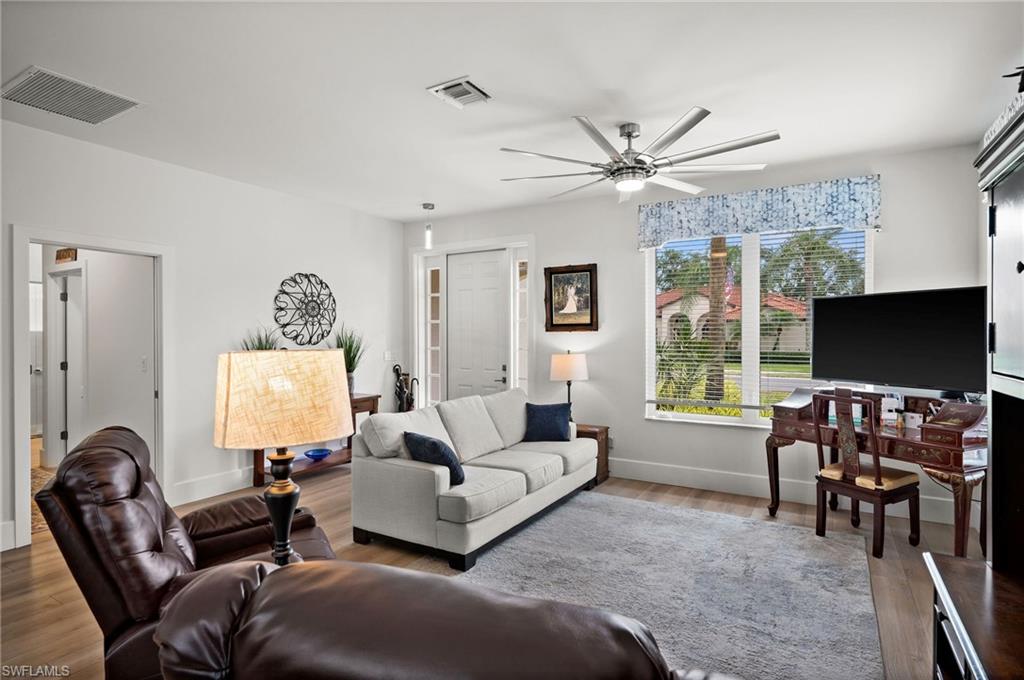 LAUREL LAKES - Residential