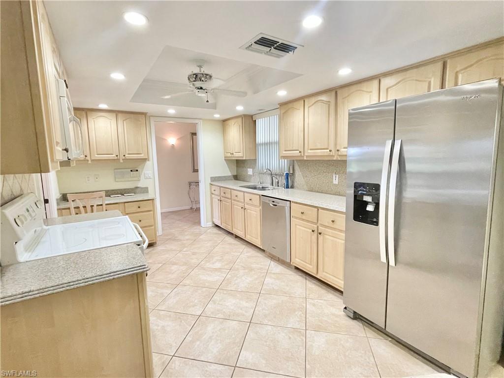 WHISKEY CREEK VILLAGE GREEN - Residential