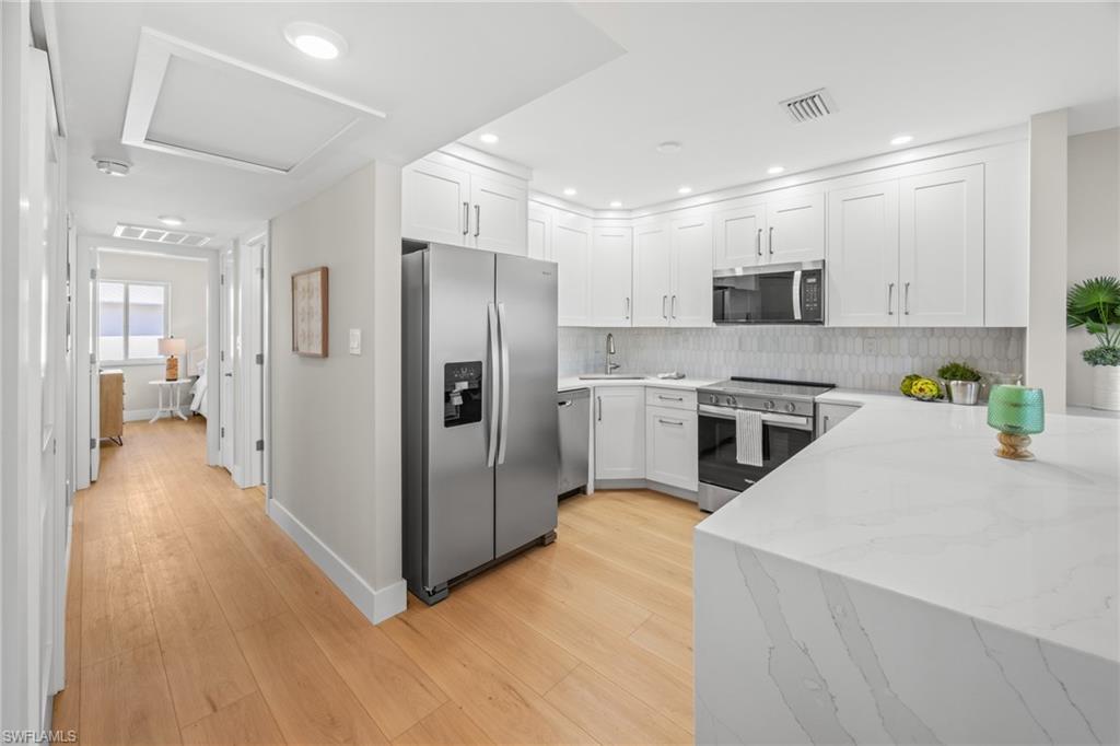 SUNSET SOUTH CONDO - Residential