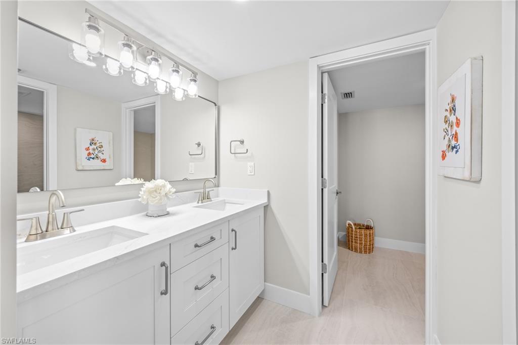 SUNSET SOUTH CONDO - Residential