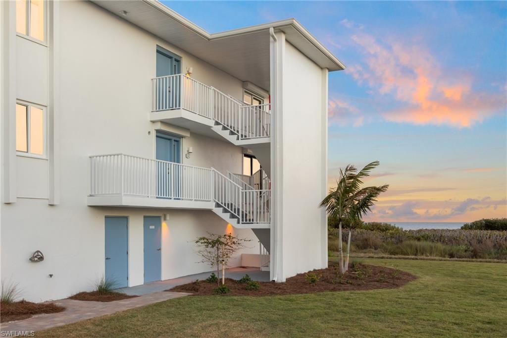 SUNSET SOUTH CONDO - Residential