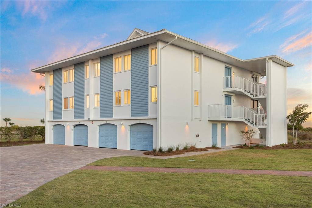 SUNSET SOUTH CONDO - Residential