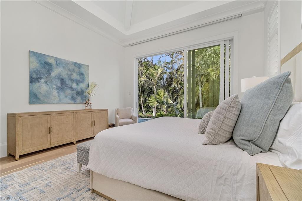 PARK SHORE - Residential