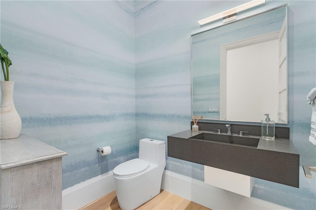 PARK SHORE - Residential