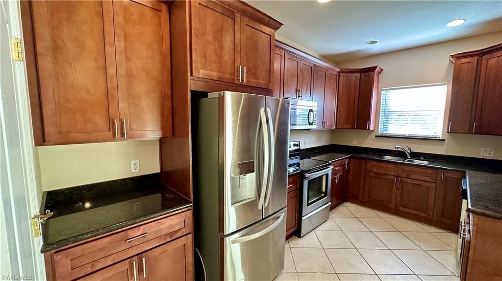 FORT MYERS - Residential Lease