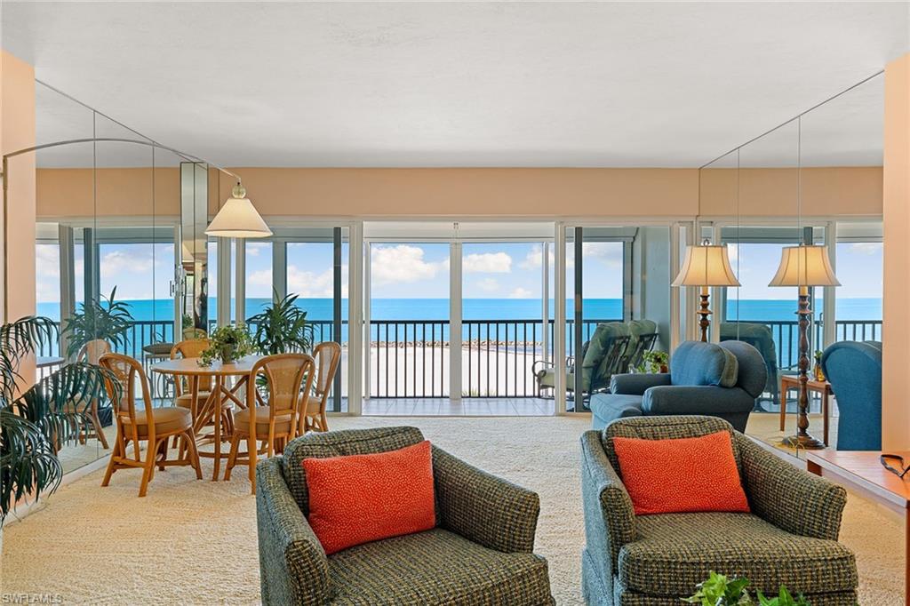 2171 Gulf Shore BLVD N 201