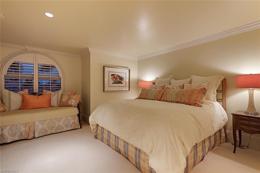 ISLE ROYALE - Residential