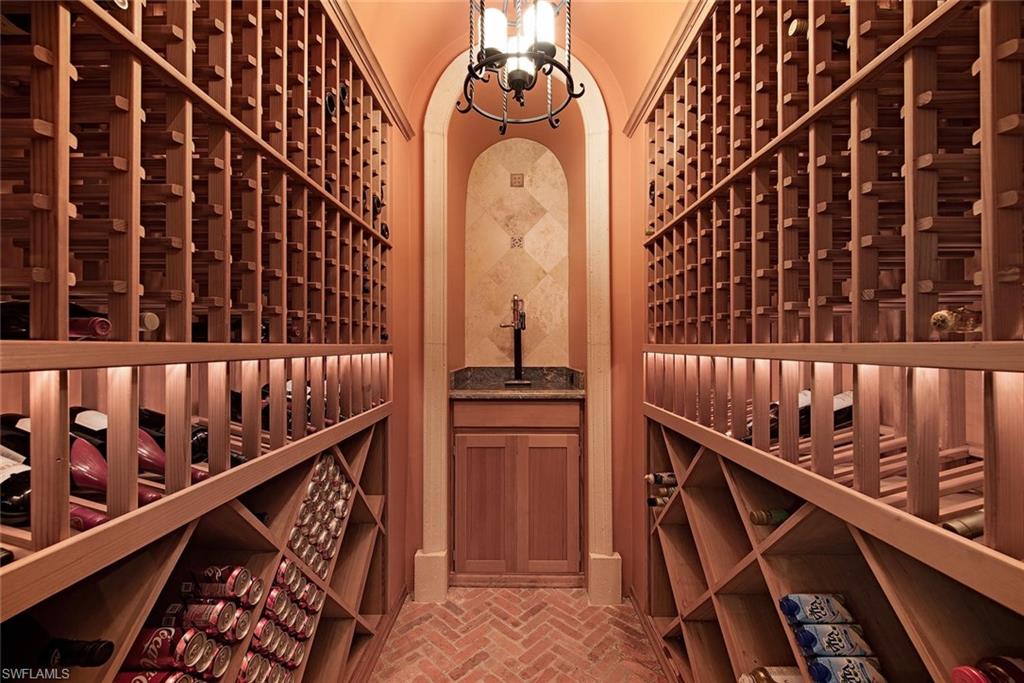 ISLE ROYALE - Residential