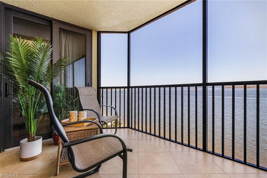 SANIBEL HARBOUR TOWER CONDO - Residential